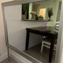 Large mirror 