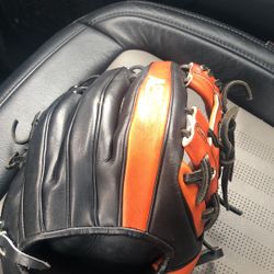 Wilson A2K DI88 Baseball Glove