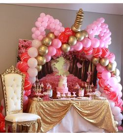 Unicorn balloon arch