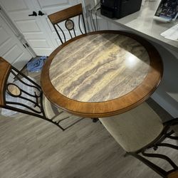 Round Kitchen Table