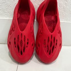 Yeezy Foam Runners Red 
