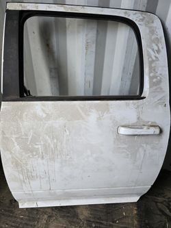 2018 Dodge Ram 3500 Left Passenger Door