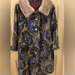 Elegant Blue Tapestry Vintage Coat with Fur Collar