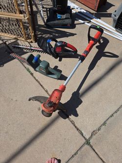 Trimmer and weed trimmer
