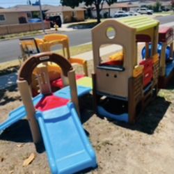 Young Explorer Discovery Playhouse