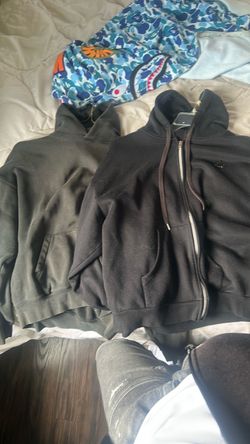 Essentials Black Hoodie With Alo Black Zip Up