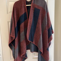 BB Dakota Poncho 