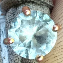 White Zircon Stud Earrings in 14kt Gold