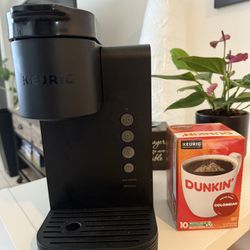 Keurig machine- Like New