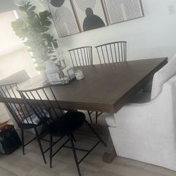 Farmhouse Dark Wood Extendable Table 