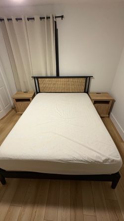 Bed set with 2 USB port Table