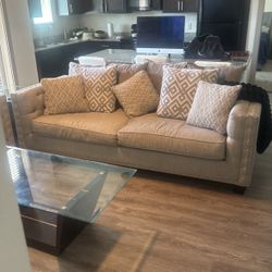 6 Pieace Living Room Set 