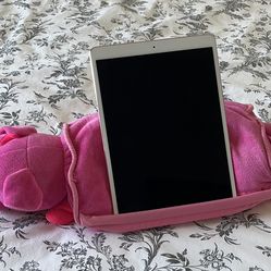 LapGear Lap Pet Tablet Pillow - Pig