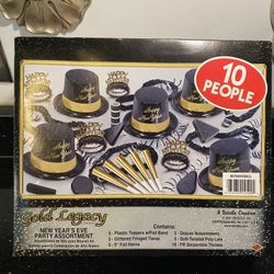 Gold Legacy New Year's Eve Party Assortment for 10 People  