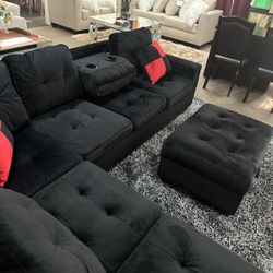 $649 Cash Price Sectional And Ottoman New! Ask For ROXANNA 🎉