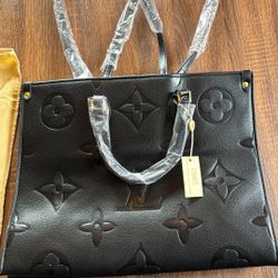 Louis Vuitton LV