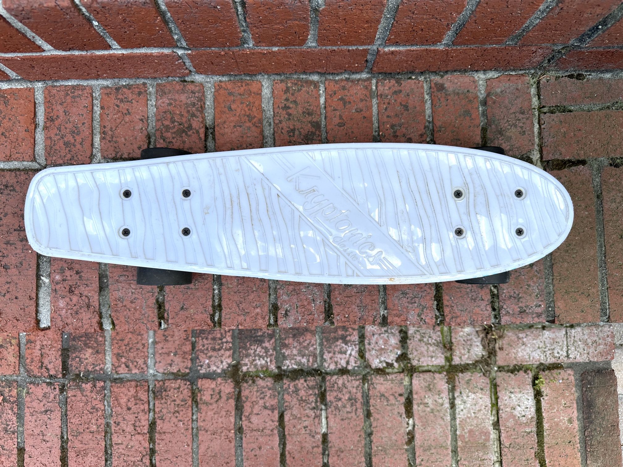 KryptonIcs Classic Skateboard