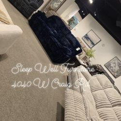 ✨️ Reclining Sectionals, 2pc Sofas ✨️ Furniture Queen Bedrooms, Dining Avail