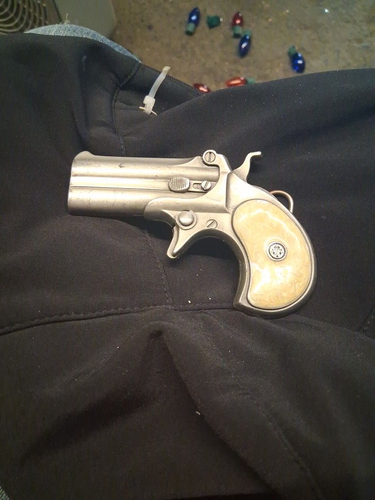 BELT BUCKLE