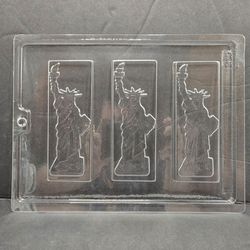 Statue Of Liberty Chocolate Mold 5" x 2" x 0.25" Soap Mold Plastic Vtg 1970s