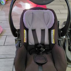 BabyTrend Car Seat