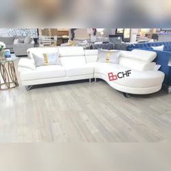 Modern 2 Pc Sectional Sofa With Flip Headrest 