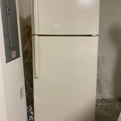 GE Refrigerator Used Less Than A Year