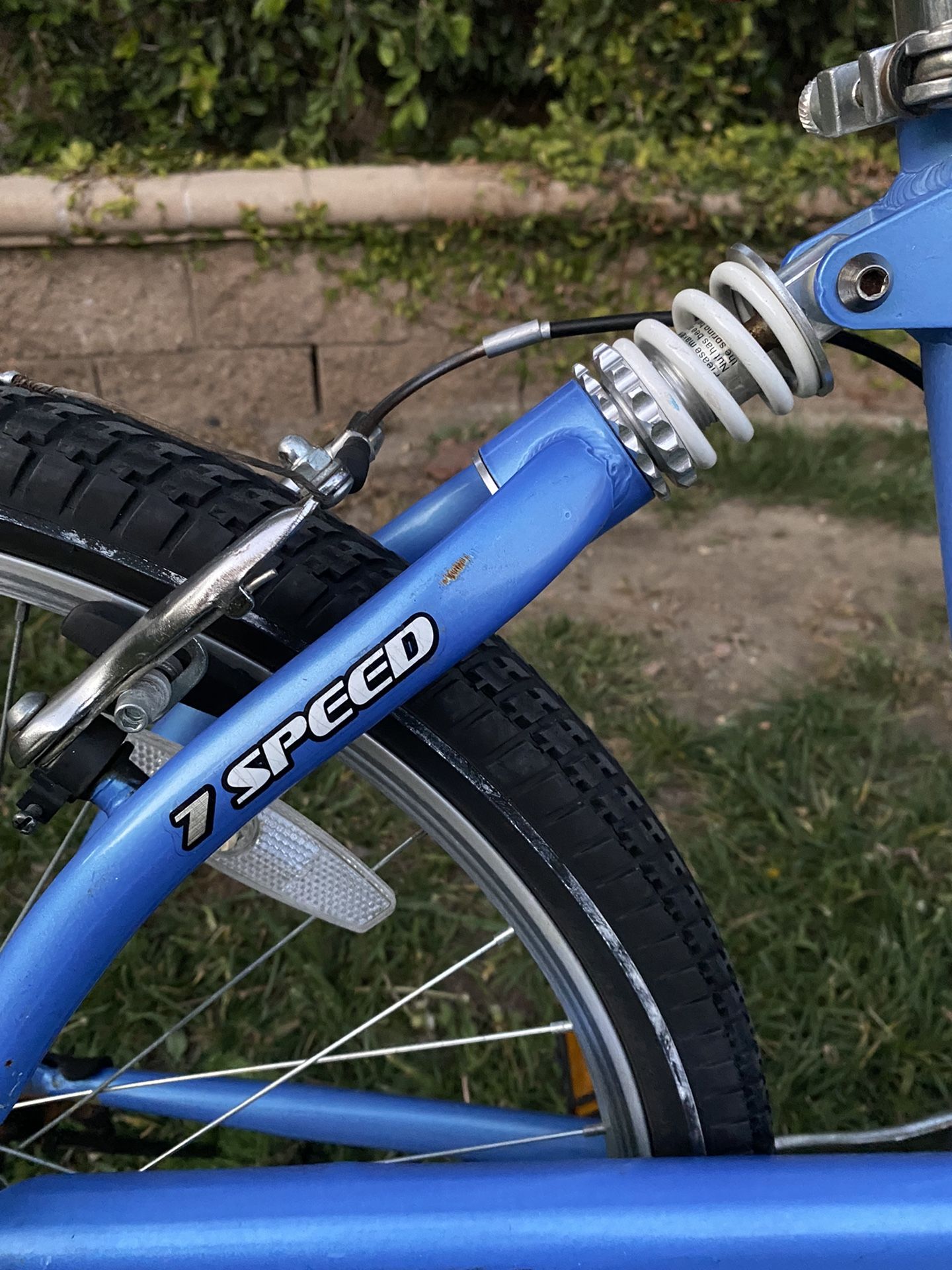 avalon 7 speed women's bike