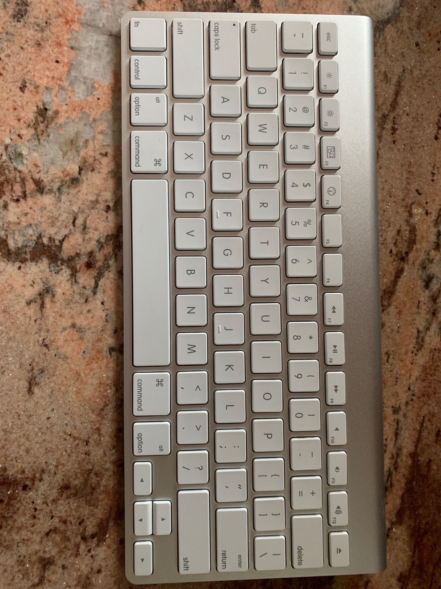 Wireless Mac keyboard