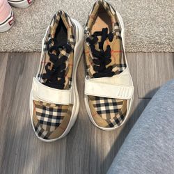 Burberry Shoes