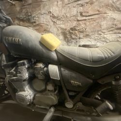 1982 yamaha motorcycle