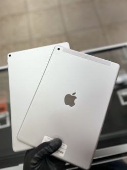 iPad 8th Generation 64gb WiFi+ Cellular