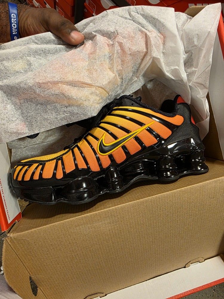 Nike SHOX