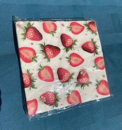 Strawberry Print Paper Napkins Pack