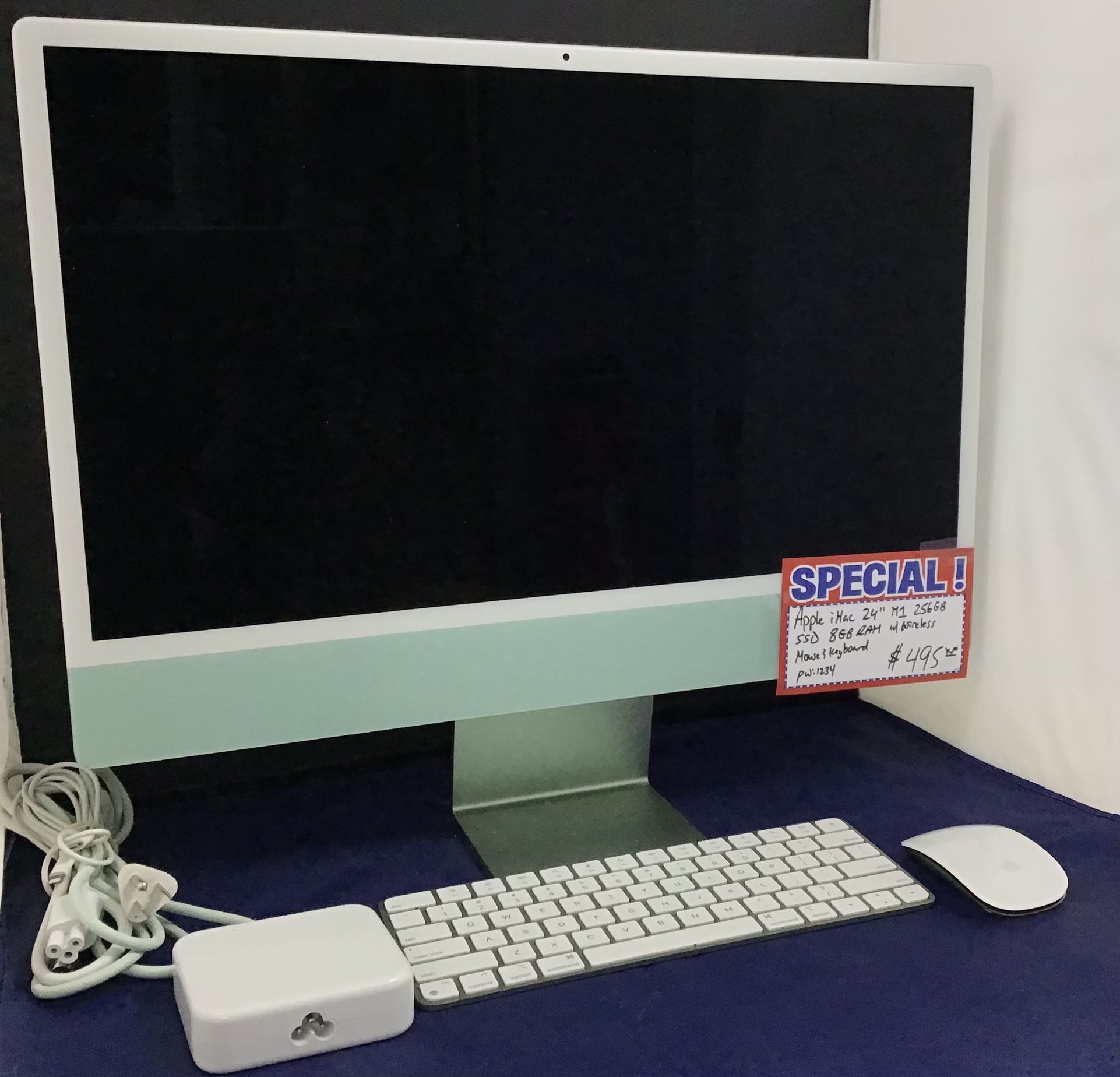Apple iMac 24” M1 256GB SSD 8GB RAM W/ Wireless Mouse & Keyboard