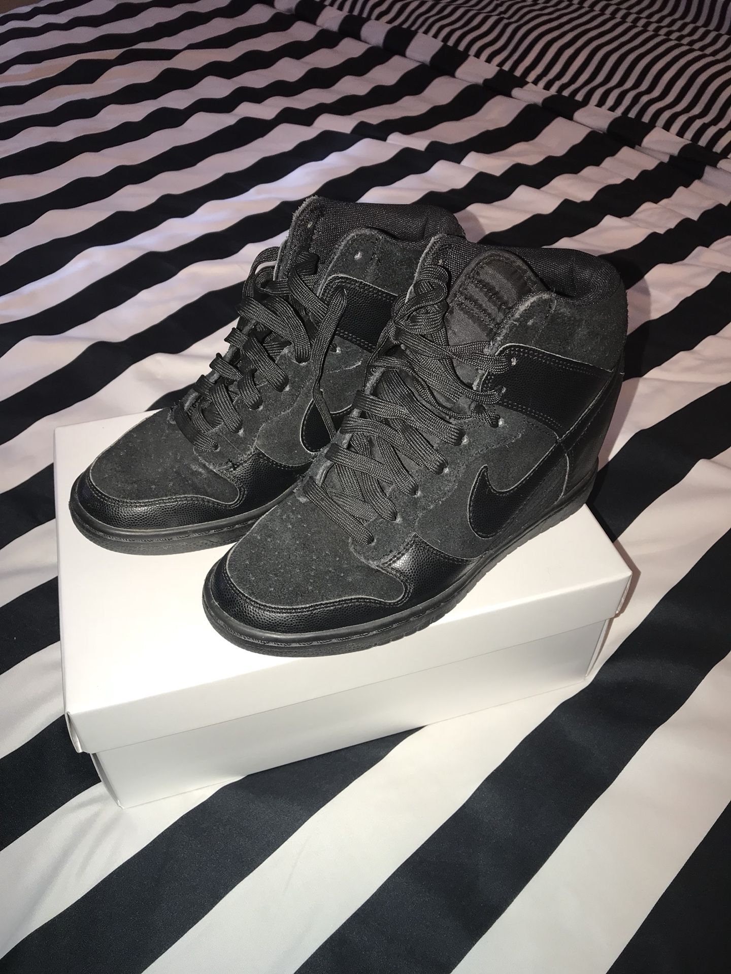 nike dunk sky hi size 6