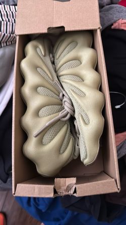 Yeezy 450 Resin
