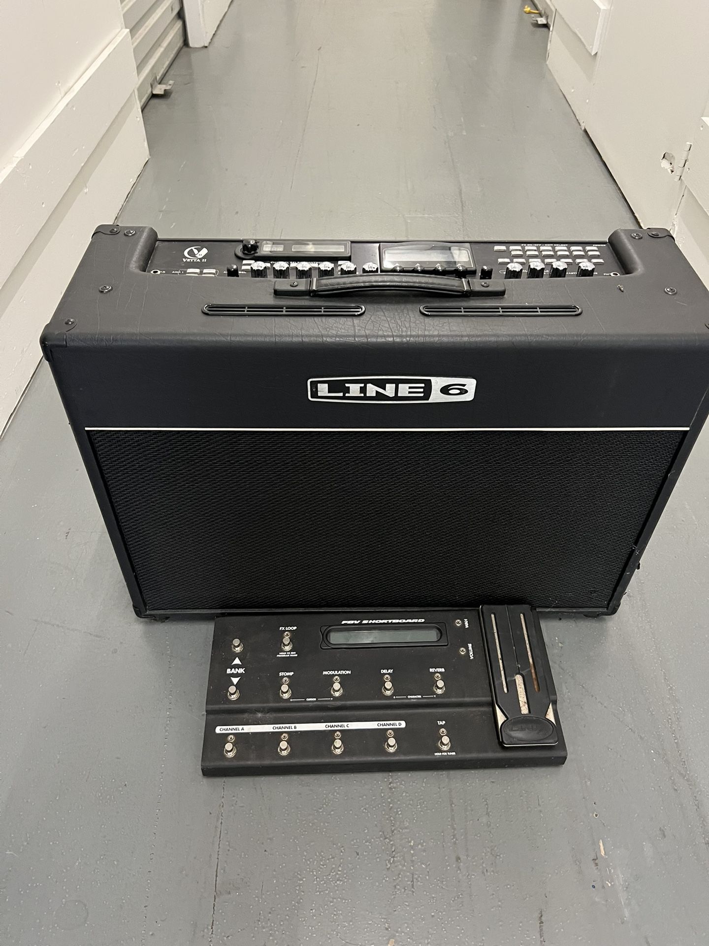 Line 6 Vetta II Gultar Amplifier