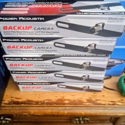 Power Acoustik Backup Camara Brand New In The Box 