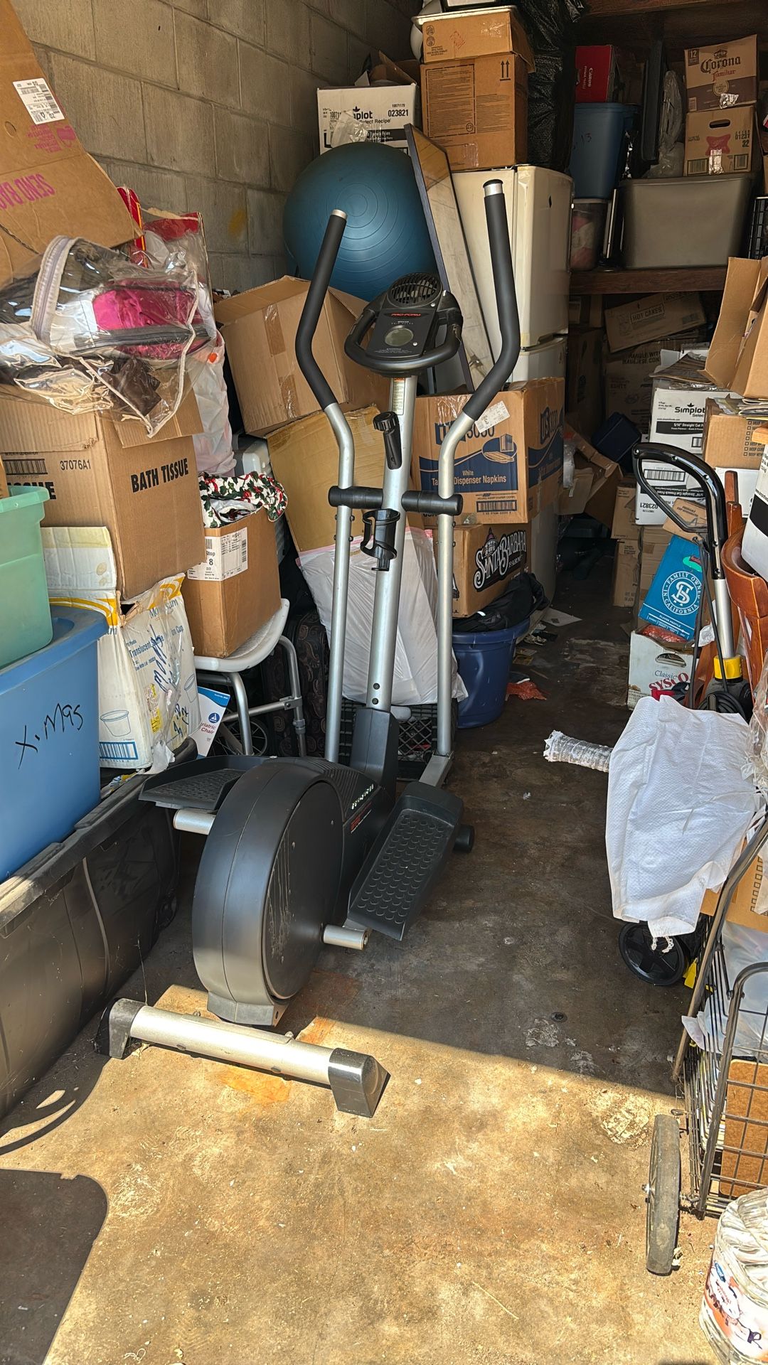 Elliptical exercise machine