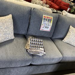 Beautiful Sleeper Sofa 🤍 Easy Financing Options 
