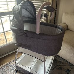 Bassinet 