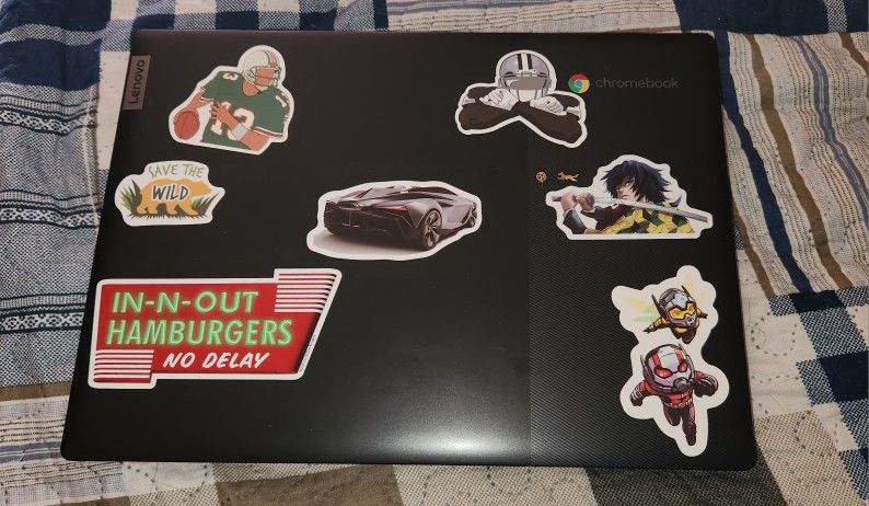 Lenovo IdeaPad 3 CB 11ASTS Chromebook. 