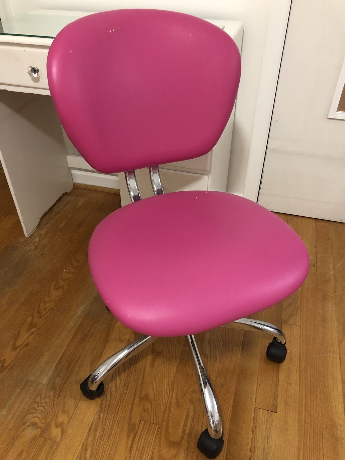 Hot Pink Rolling Chair