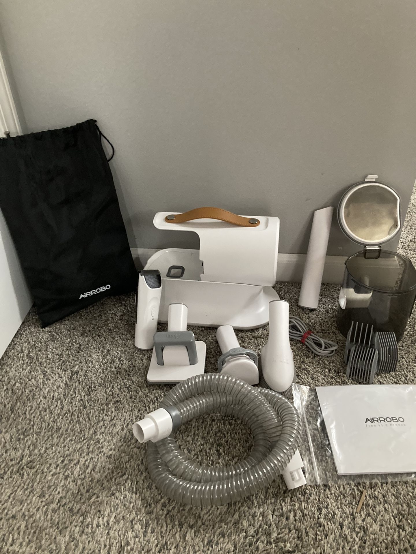 AIRROBO PET GROOMING VAC