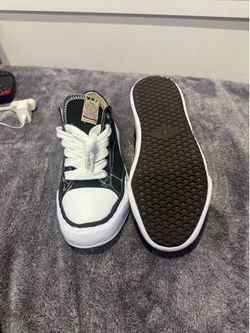 Maison Mihara Yasuhiro Hank Low Sneakers