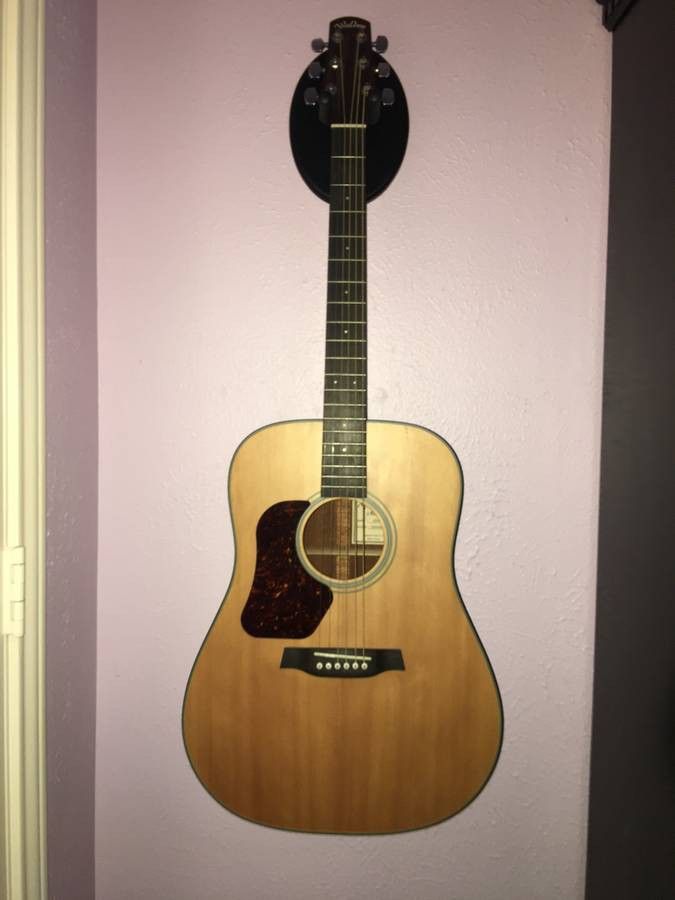 Walden D550L Acoustic Guitar