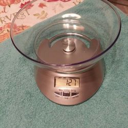 New Food Scale With Digital Clock & Measuring Bowl