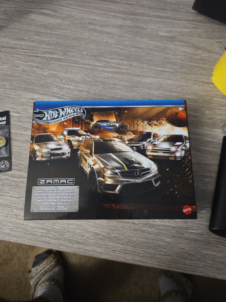 Hot Wheels Legends Tour