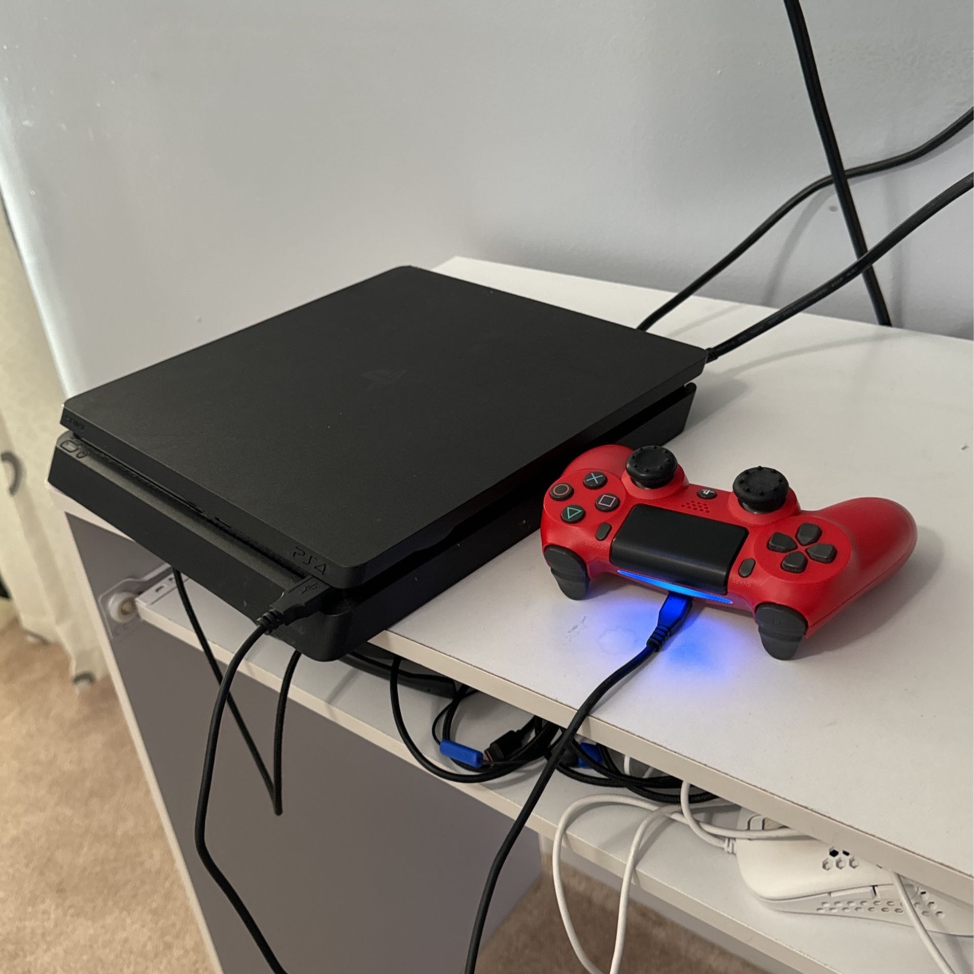 Ps4 Slip With 1 Tb